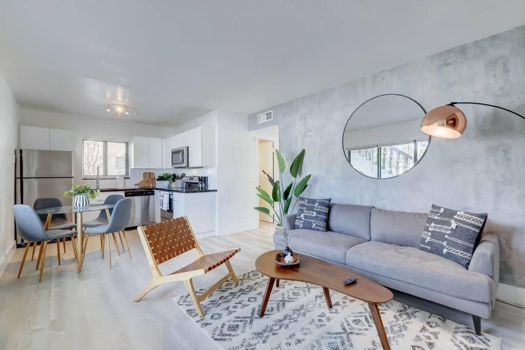 Chic Retreat: 2Br Apartment! Форт-Лодердейл Екстер'єр фото